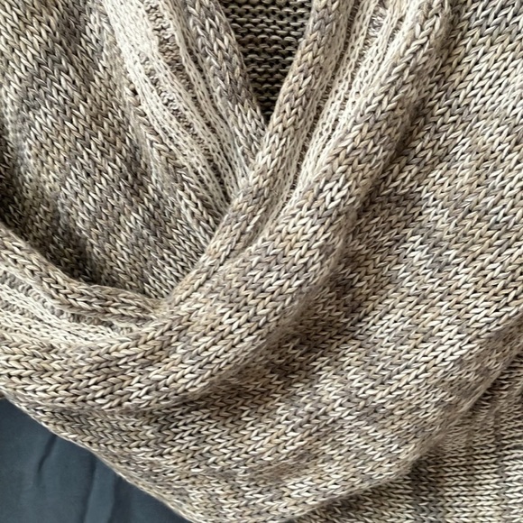 Soft Surroundings: Cross the body/ Cropped Sweater- cream/gray~ size XL - Picture 3 of 7